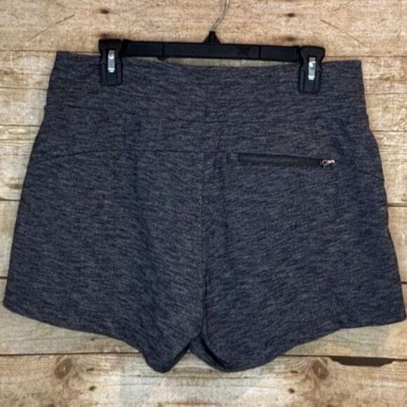 ATHLETA HEATHERED GRAY METRO DOWNTOWN PULL ON ACTIVEWEAR ATHLETIC CASUAL SHORTS - Picture 2 of 4